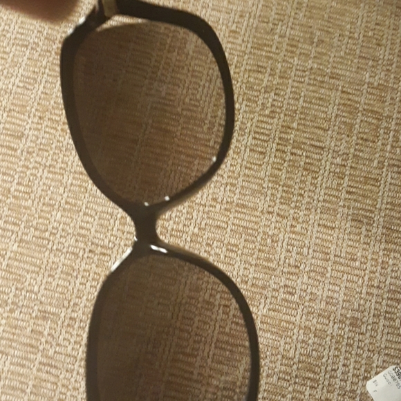 SUNGLASSES❄ - Picture 6 of 8